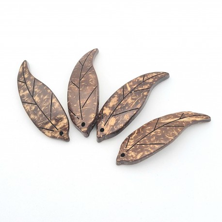 6 pendentifs bois coco feuille sculptée 50x16mm