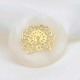 2 breloques pendentifs nacre blanc gravure fleur de lotus or 31mm