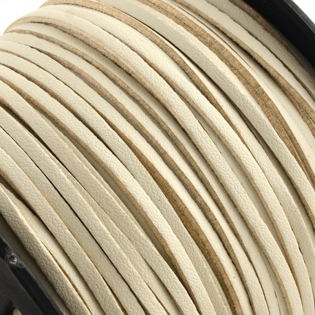 1 mètre  de cordon suédine plat aspect cuir beige  diamètre 3x1,5m