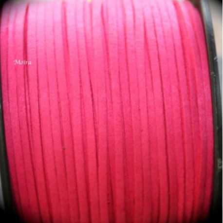 1 mètre  de cordon suédine plat rouge framboise  3x1,5m