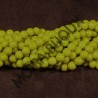 20 perles pierre jade naturelle  ronde  vert anis 6mm