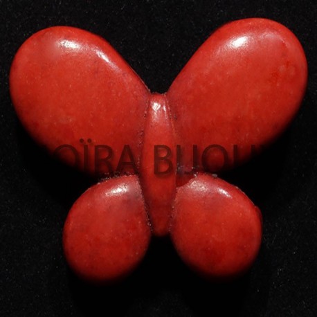 2 perles breloque  papillons howlite rouge  diamètre 30x25mm