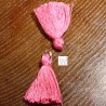 10 pompons breloque coton couleur fuchsia  25x5mm