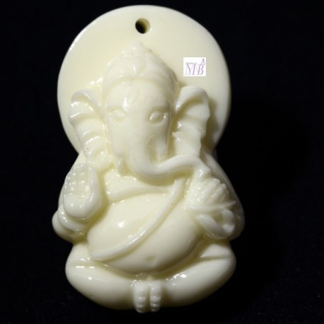2 pendentifs  éléphant GANESH ethnique  crème 25x16mm