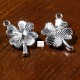 10 breloques trèfle métal argenté ciselées 18x12mm