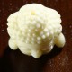 4 Têtes de bouddha crème corail synthétique  percées 20x15mm