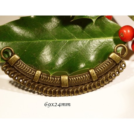 1 grand  connecteur  plastron demi lune multi lien bronze 69x24mm