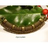 1 grand  connecteur  plastron demi lune multi lien bronze 69x24mm