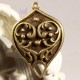 2 breloques connecteurs goutte formé d'un coeur bronze réversible 31x21mm