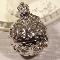 1 bola  papillon  laiton  platine ciselé 33x28mm