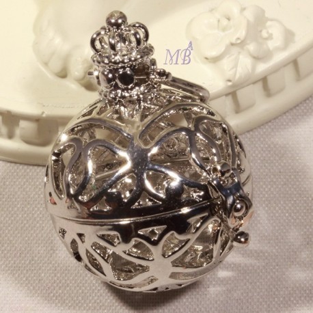 1 bola  papillon  laiton  platine ciselé 33x28mm