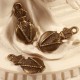 6 breloques flacon parfum bronze relief 18x8mm