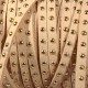 1mètre de cordon suédine chamois clair  clouté doré largeur 5mm