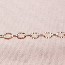 1 mètre chaine maillon ovale 5YHS métal argenté strié argenté  3x2mm