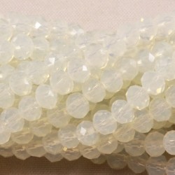 30 perles boulier en verre facettée blanc opale   4x3mm