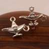 10 breloques lampe Aladin métal argenté 20x10mm
