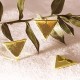 8 sequins triangle plat lisse metal doré 14x12mm