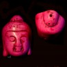 6 perles têtes  de bouddha en Howlite  teintée rose fuchsia   en relief 29x20mm