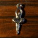 4 breloques danseuse en laiton couleur argenté  19x8mm