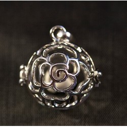 1 bola  fleur plaqué argent  clair 24 mm