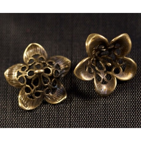 4 calottes coupelle fleurs en laiton bronze 16mm