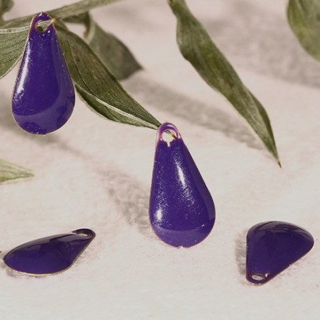 4 sequins goutte émaillés  violet  laiton 10x6mm