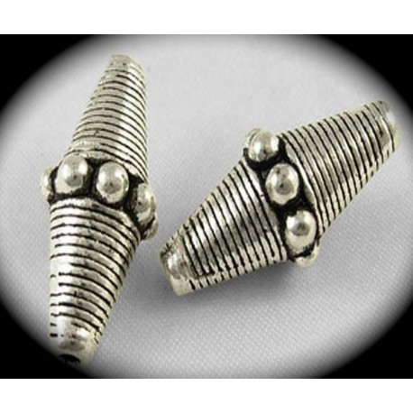 2 perles toupie métal argenté esprit ethnique striée ovale 22x10mm