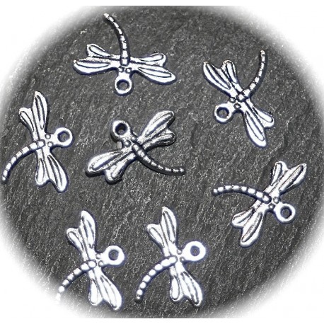10 breloques métal argenté libellule couleur argent 15x18mm