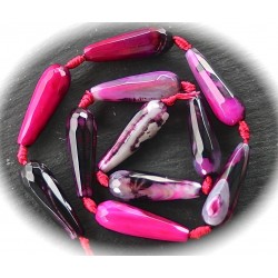 1 agate enrubannée facettée forme goutte fuchsia/blanc /prune  30x10mm