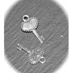 x10 breloques clefs métal argenté mini 17x11mm