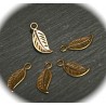20 breloques feuilles bronze finement ciselée 17x8mm