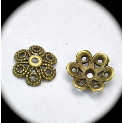 20 coupelles calottes fleurs bronze  12,5x4mm