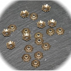 20 coupelles calottes fleurs bronze  8x2,2mm