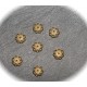 20 calottes coupelles forme fleur ciselées miniatures 5mm