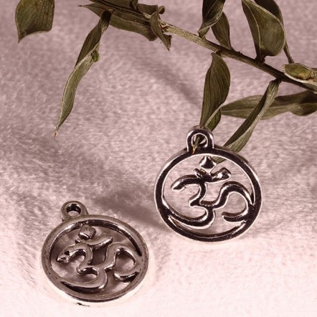 10 breloques médaillons "ohm" argente hindous 21x18mm
