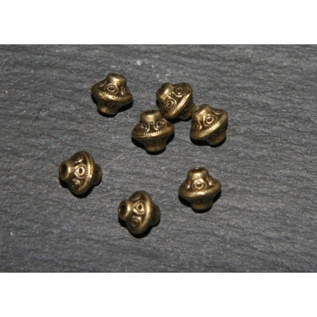 20 perles intercalaires laiton couleur bronze ciselée  6mm