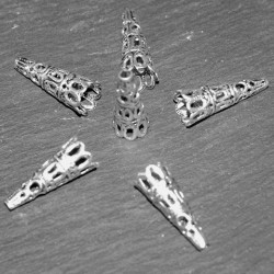10 calottes coupelles métal argenté clair ciselée  dentelle 23x10mm