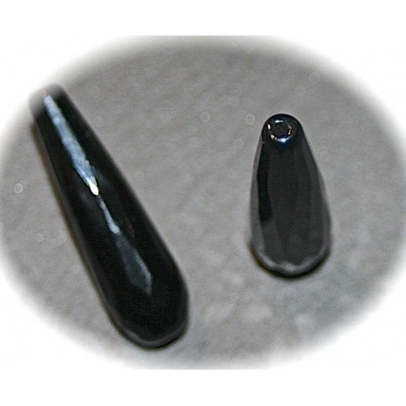 1 perle de jade noir de geai  goutte allongée facettée 30x11mm