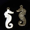 2 breloques émaillées hippocampe metal doré 31x13mm