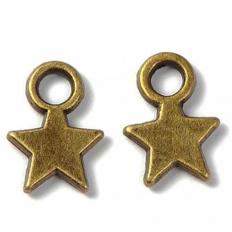 30 breloque etoiles  couleur bronze 10x8mm