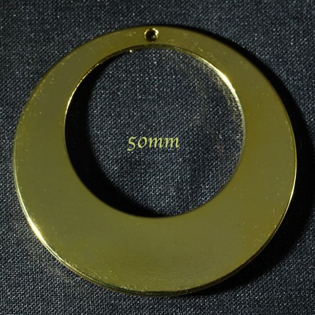 1grand pendentif créole rond doré 50mm