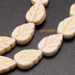 20 perles howlite creme feuille 14x9mm