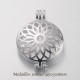 1 pendentif cage diffuseur senteur rond plat argent plaqué 35x33mm