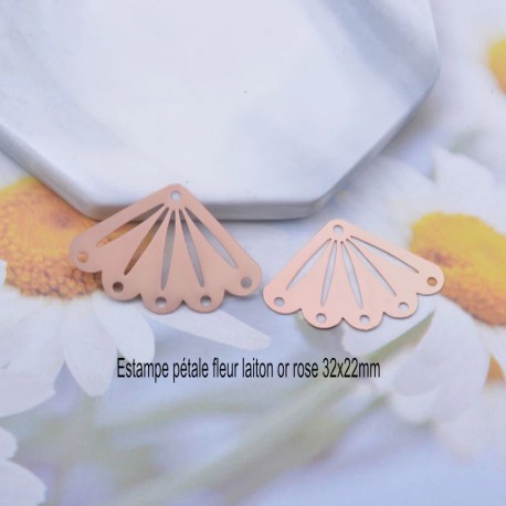 4 Estampes laiton or rose triangle connetceur 32x22mm