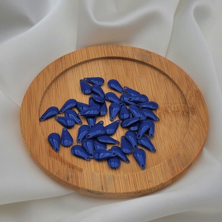 4 sequins goutte émaillés bleu royal  laiton 10x6mm