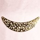1grand plastron demi-lune  ciselé laiton doré 84x33mm