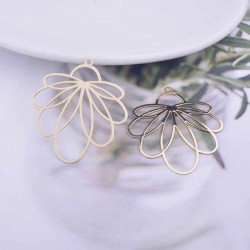 2 Estampes laiton plaqué or pétale fleur 30mm