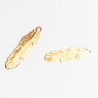 10 breloques estampes plume cuivre plaqué or 20x15mm